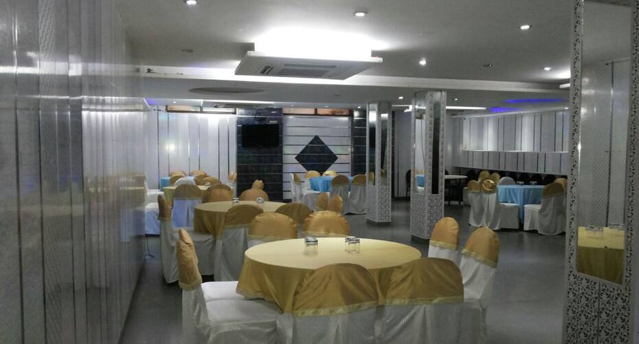 Hotel Ek Noor Residency, Mohali 5